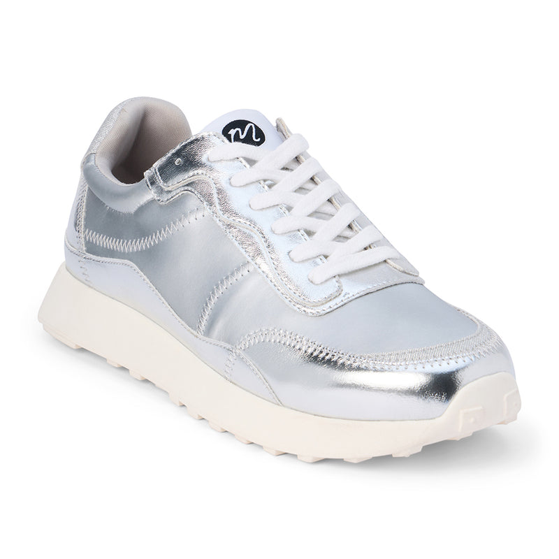 Metro Low-Top Trainer