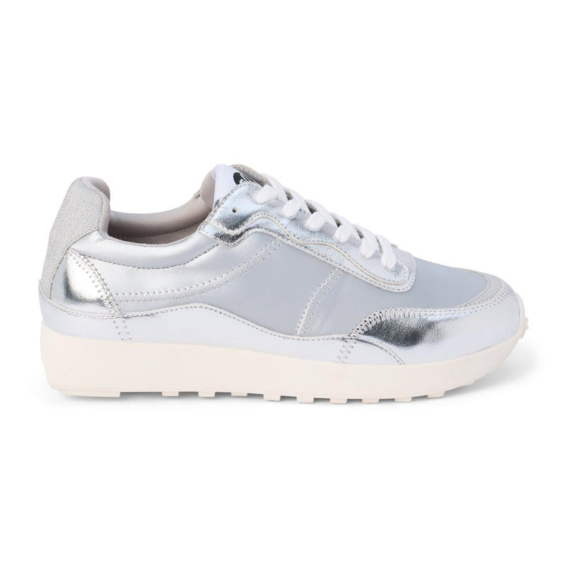 metro-low-top-trainer-silver