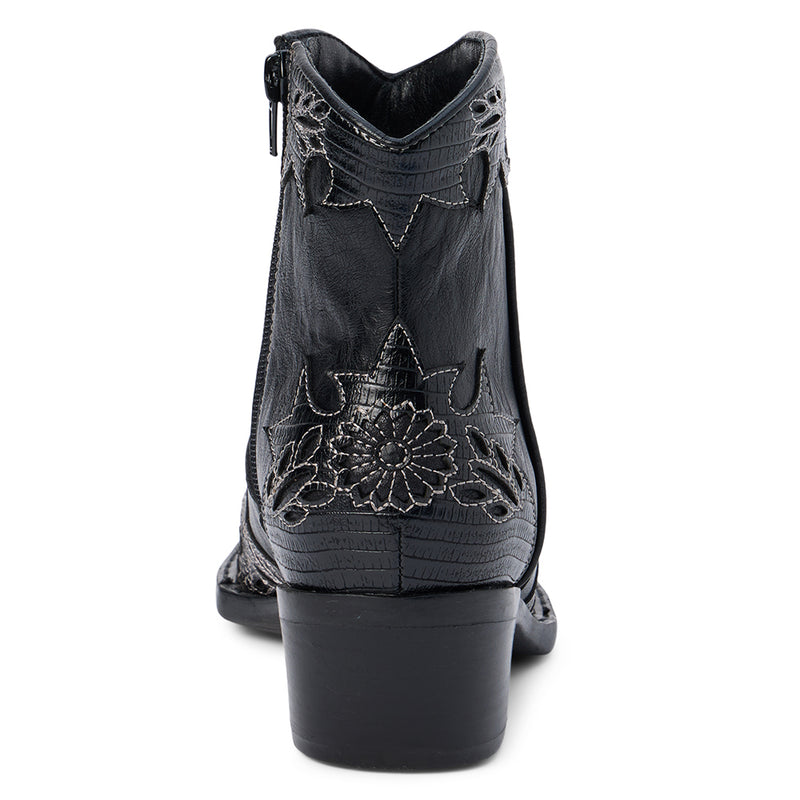 Savanna Ankle Boot